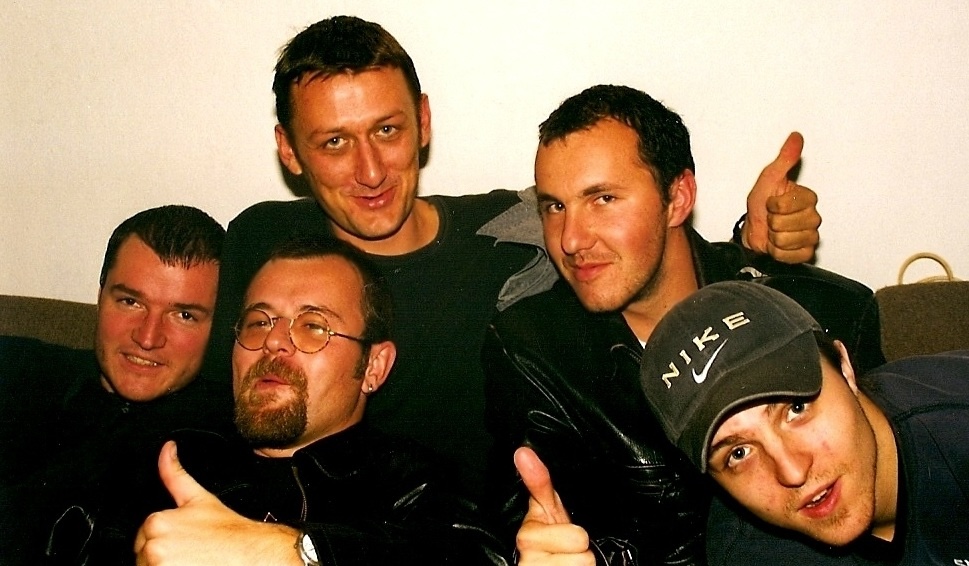 Mi2 takratna postava